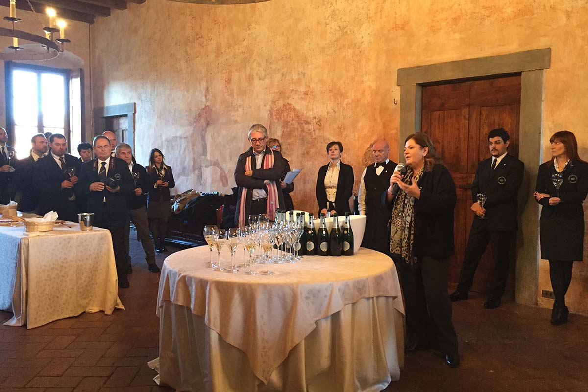 Il mercato del duomo di milano apre berlucchi franciacorta ...