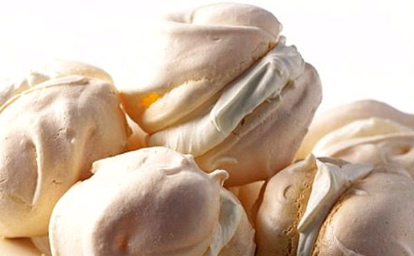 Eggs meringues cream