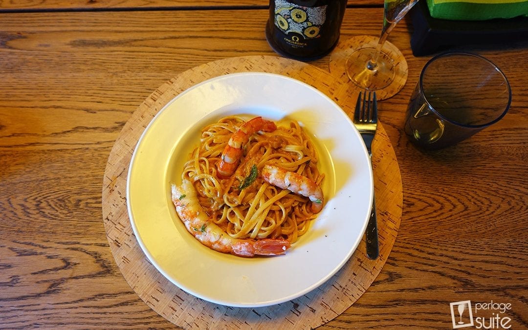 Linguine with bisque and king prawns: recipe and combination
